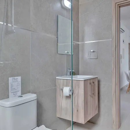 Phaedrus Living: Eolus Residences Aphrodite *